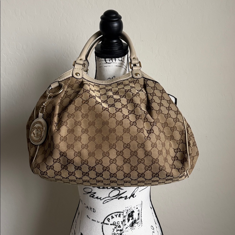 Vintage Gucci Beige Monogram Large Sukey Shoulder Bag